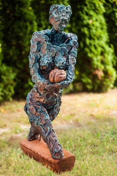 13 - Woman with a Gift